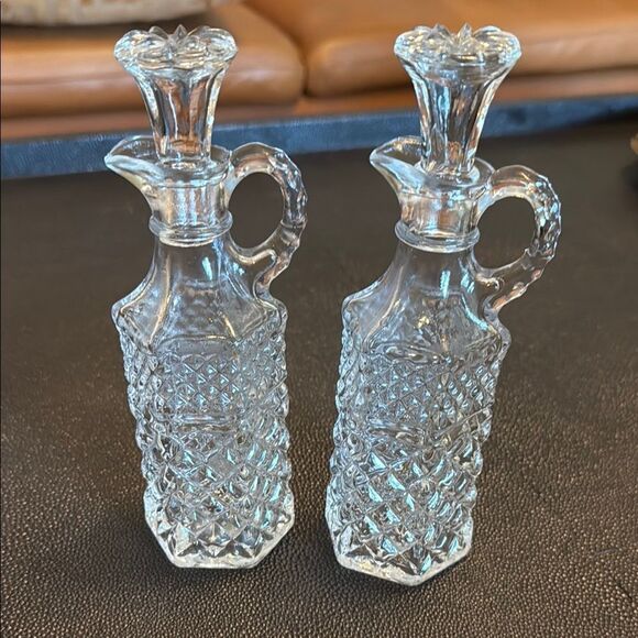 Anchor Hocking Wexford Oil& Vinegar Clear Glass Cruet Vintage Set - Picture 1 of 8